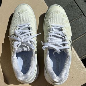 Asics tennis sneakers worn once like new